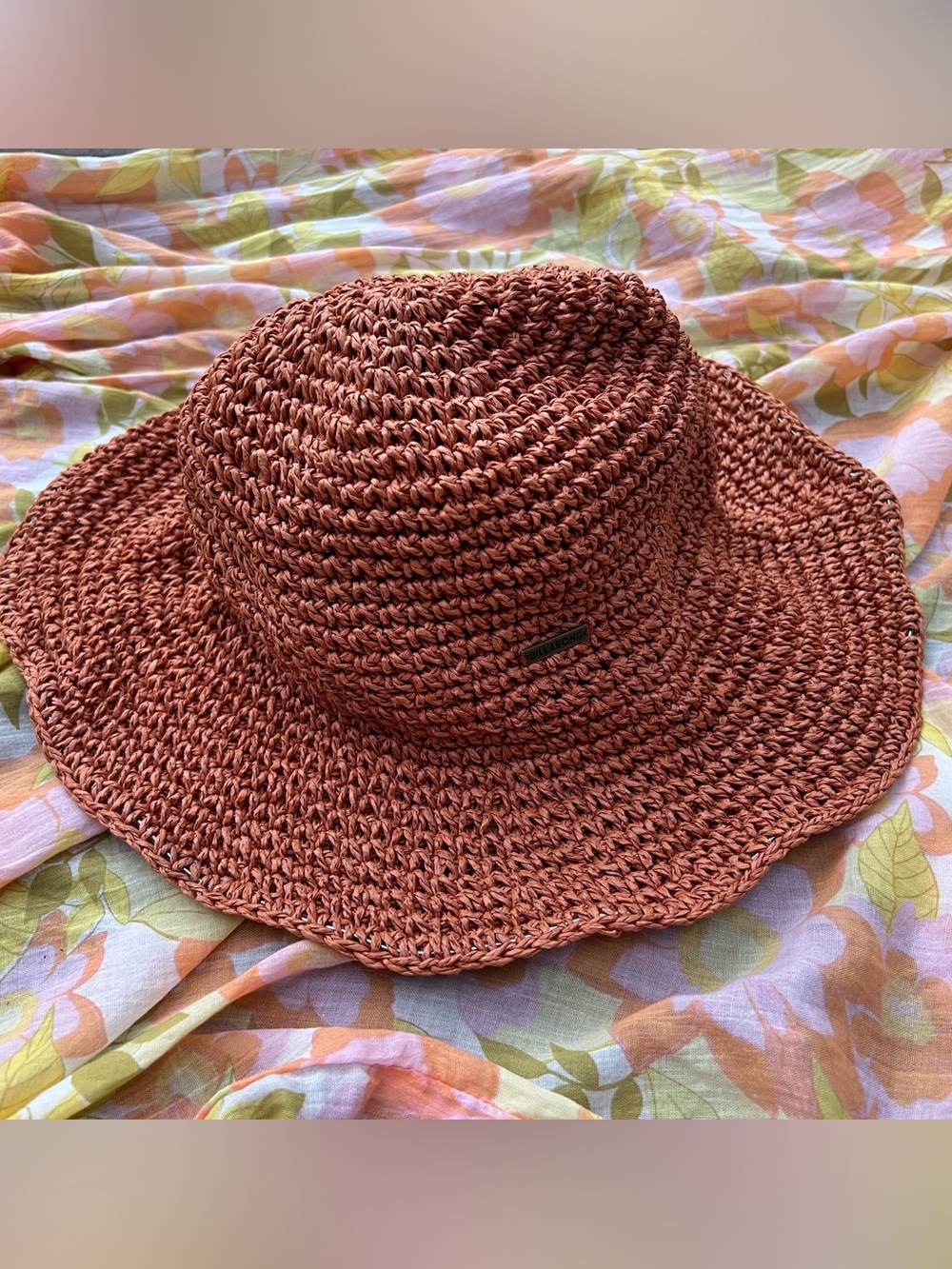 Billabong Rust Crochet Beach Hat - packable